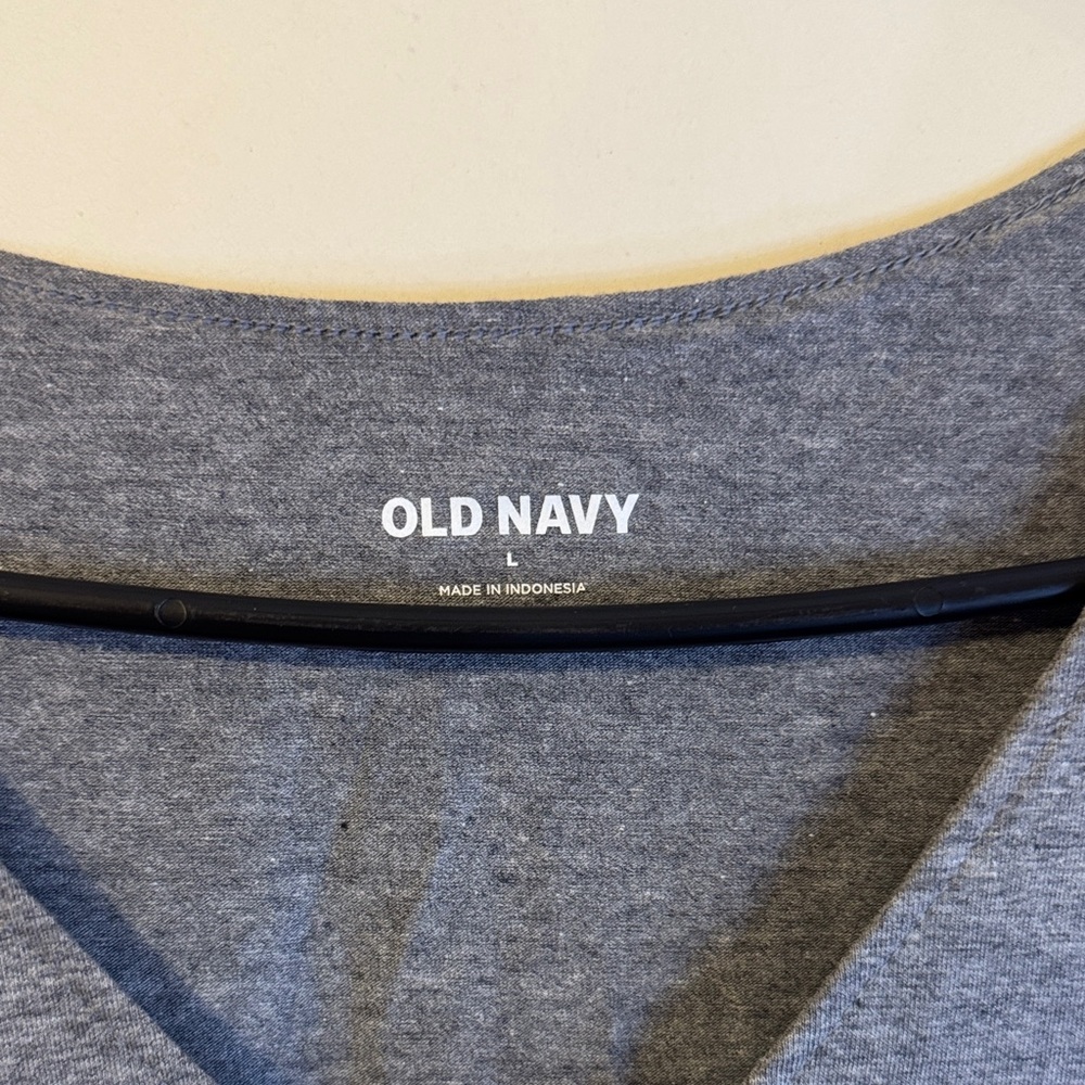 Old Navy Gray Women's Bodysuit - Picture 3 of 3